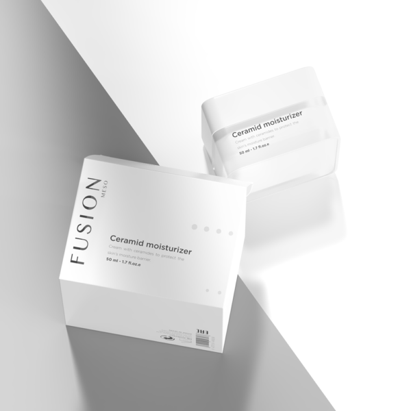 white tub containing ceramid moisturiser