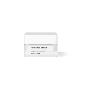 Square jar with moisturising cream